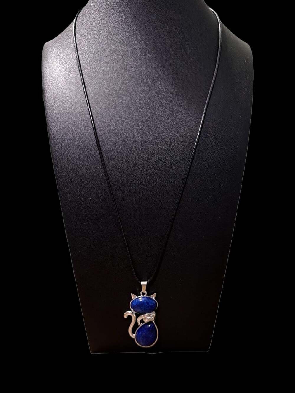 Lapis Lazuli Crystal Cat Pendant Black Cord Necklace - Picture 3 of 3
